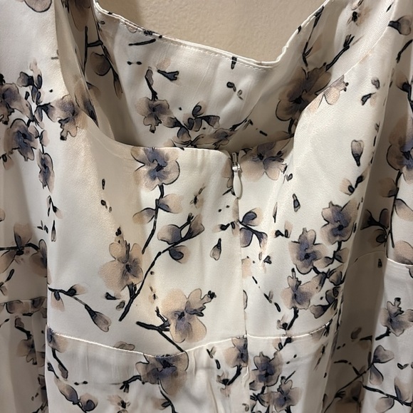 Oh Seven Days - Elegant Floral White maxi Dress - NWT - size 3X - sleeveless - Picture 7 of 9